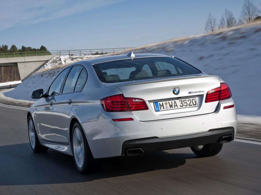  BMW M550d xDrive Sedan 2012 года  (фото 9 из 16)